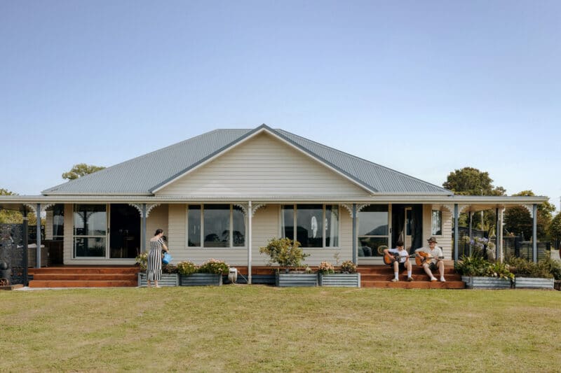 Room to Roam, Views to Inspire