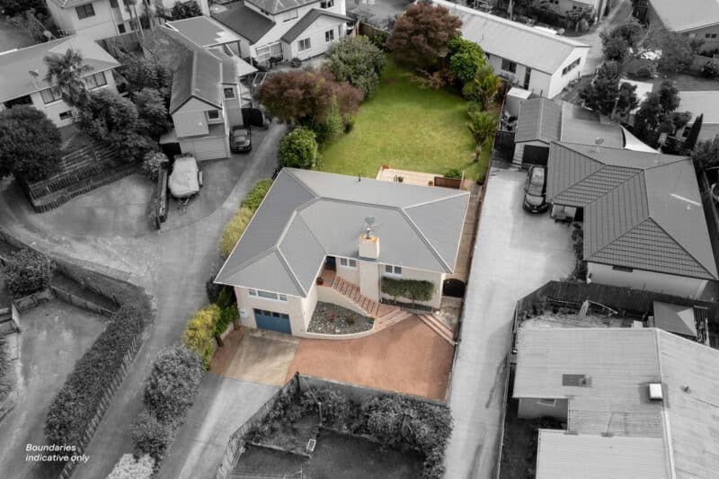 1950’s Charm on a Sunny Freehold Section