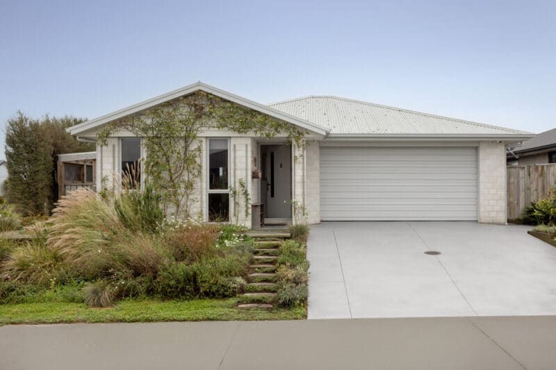 Modern Living Coastal Charm