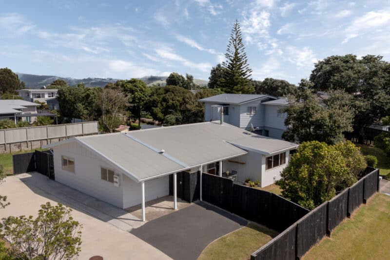 Life’s At Ease With A Sea Breeze