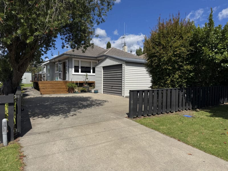 Easy Living in a Prime Judea Location
