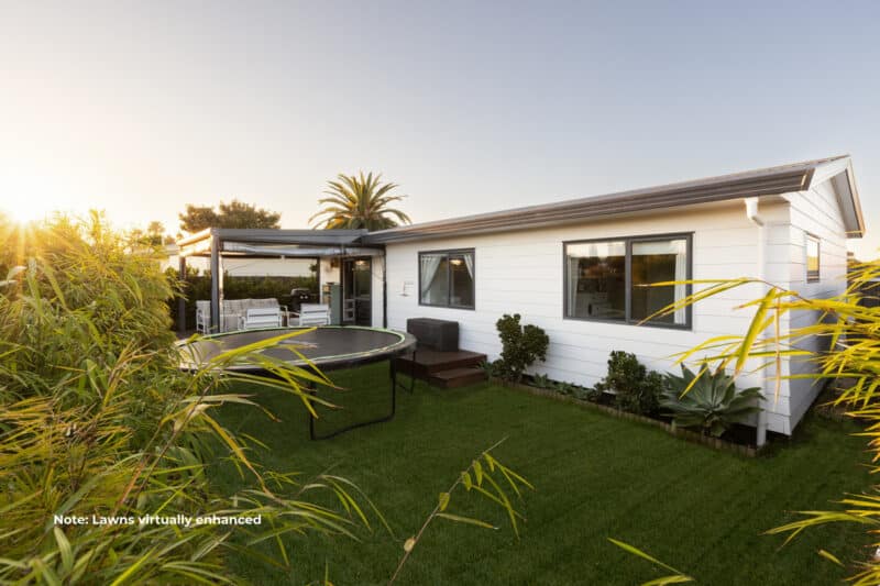 Papamoa Living With Style & Soul