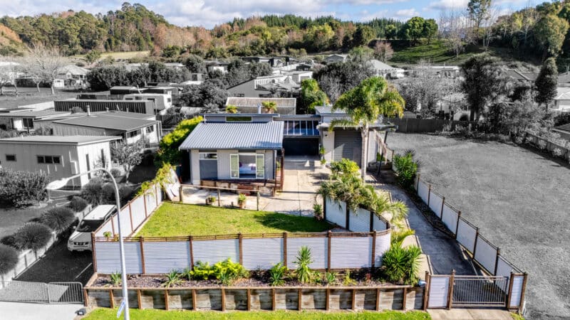 Must Be Sold – Vacant & Ready Now