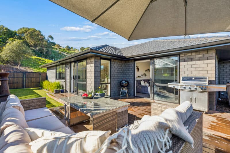 Big on Space. Big on Value. Vendors Want to See Offers
