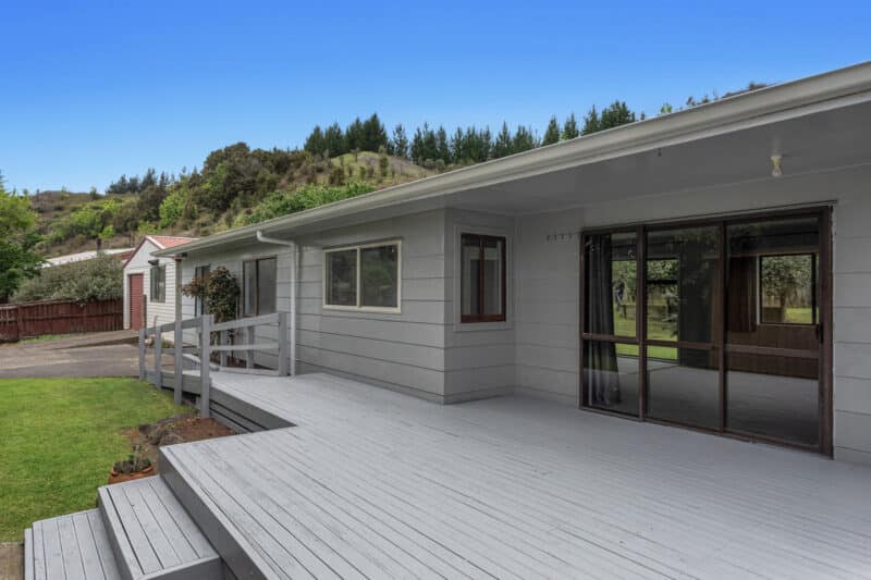 Scenic hills, spacious living.